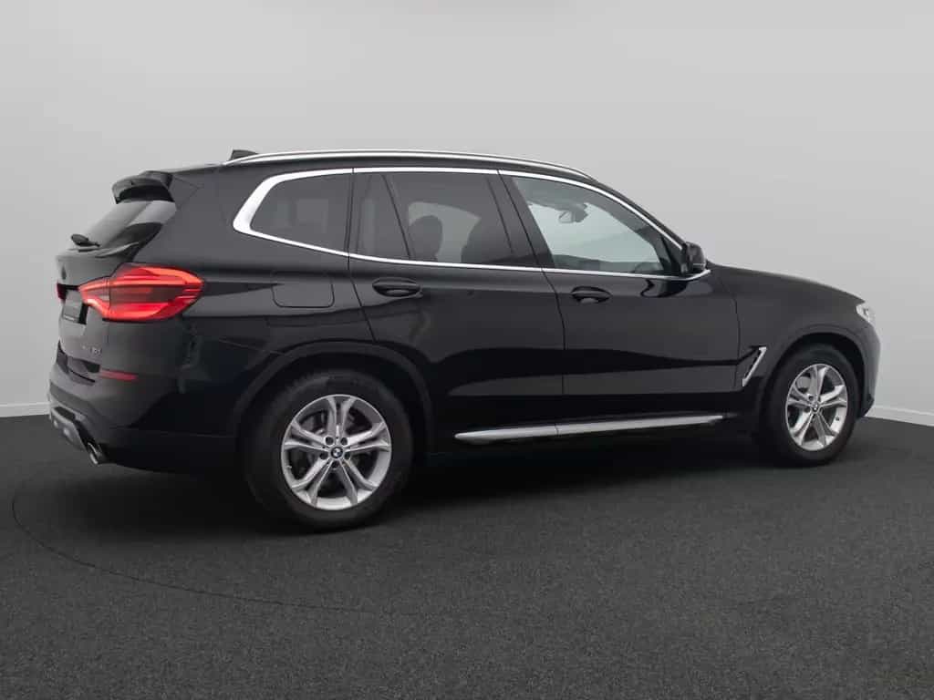 BMW X3 xD20d xLine Panorama Sport Individual 18Zoll 11/2020-photo-5