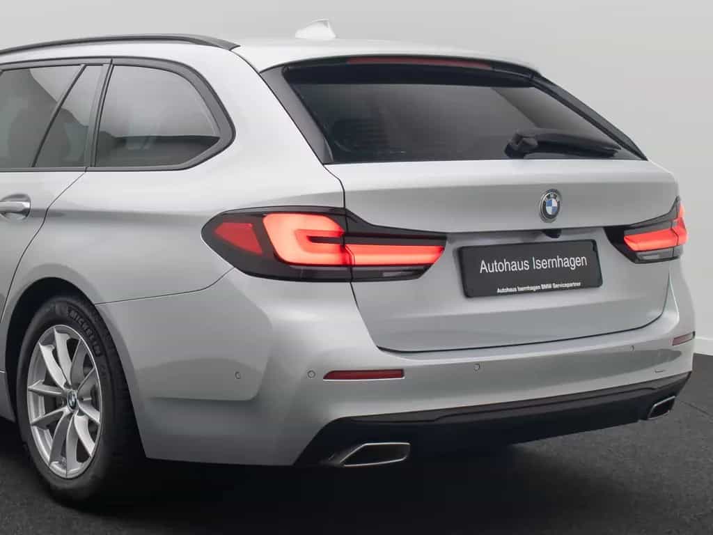 BMW 520 d Kamera DAB 4xKlima Alarm GeschwindigReg 10/2020-photo-16
