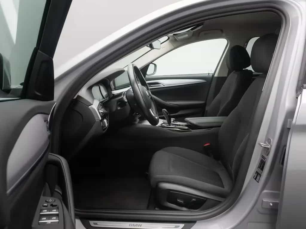 BMW 520 d Kamera DAB 4xKlima Alarm GeschwindigReg 10/2020-photo-19
