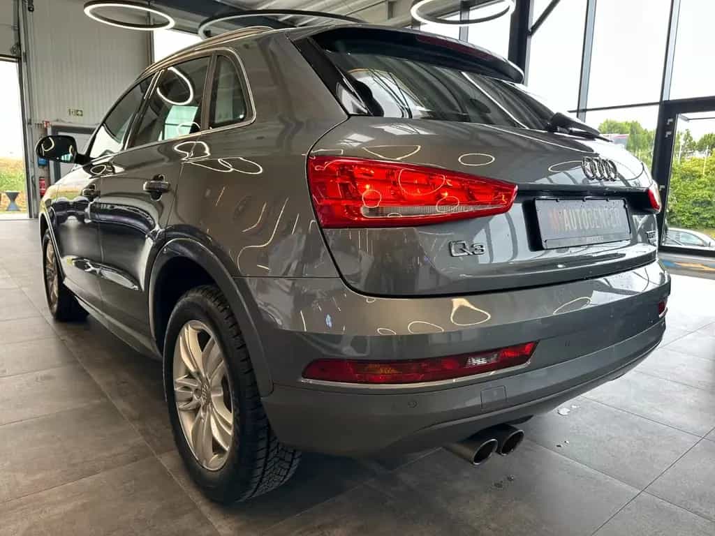 Audi Q3 *Sport*2-Zonen*Tempo*Navi*BI-Xenon*TÜV5/27* 02/2016-photo-4