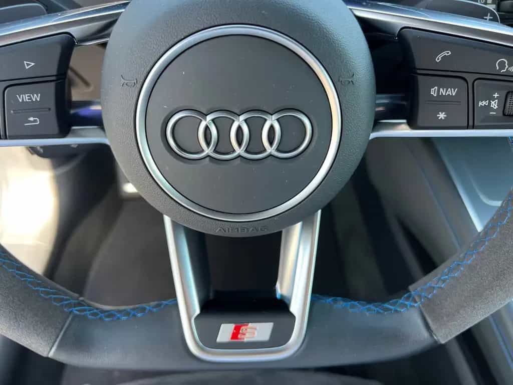 Audi TT Roadster S Line Competition plus 5 J Garantie 03/2024-photo-16