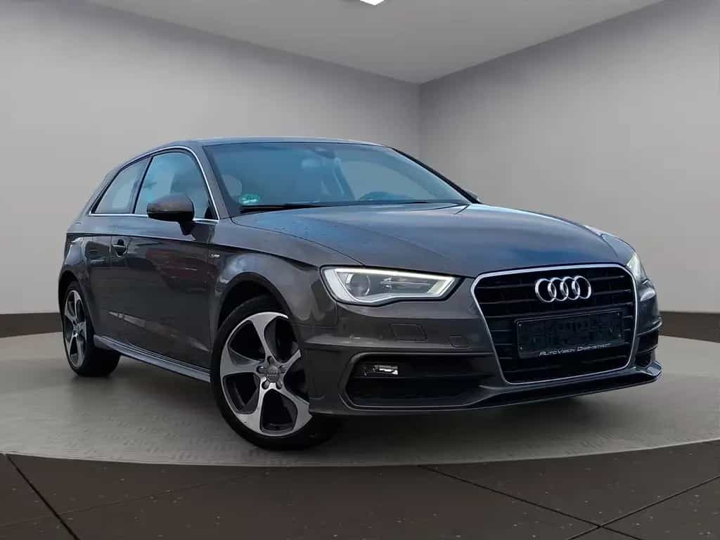 Audi A3 ambiente ultra+ALCANTARA*S-LINE*SCHECKHEFT* 08/2014-photo-28
