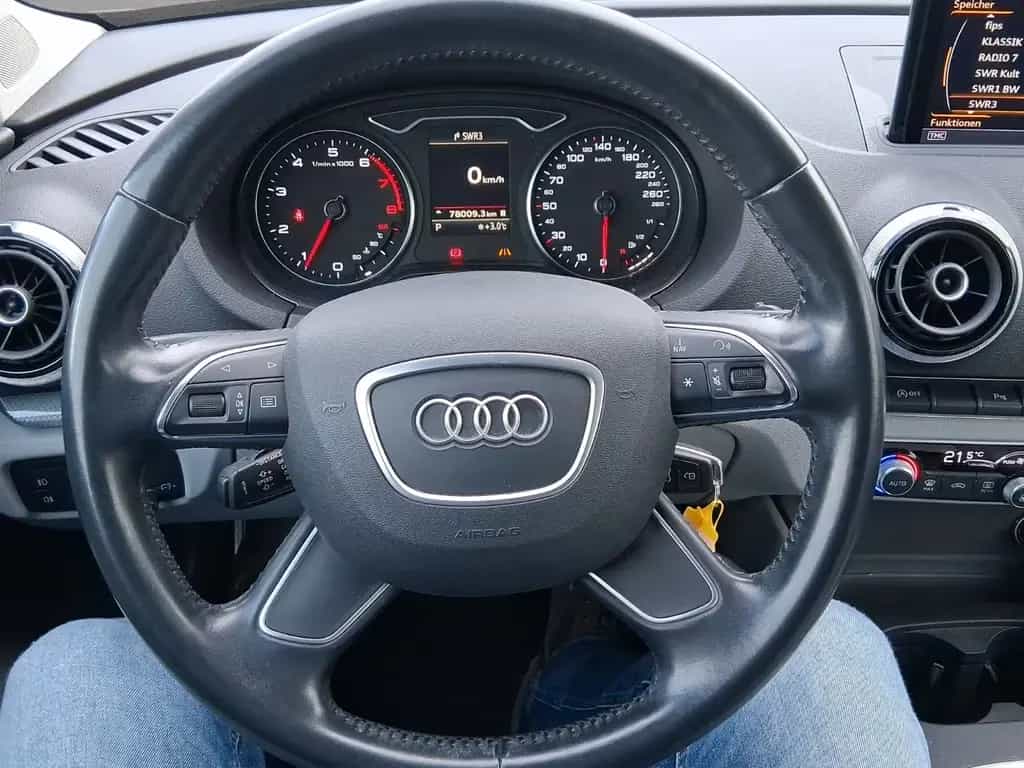 Audi A3 ambiente ultra+ALCANTARA*S-LINE*SCHECKHEFT* 08/2014-photo-4