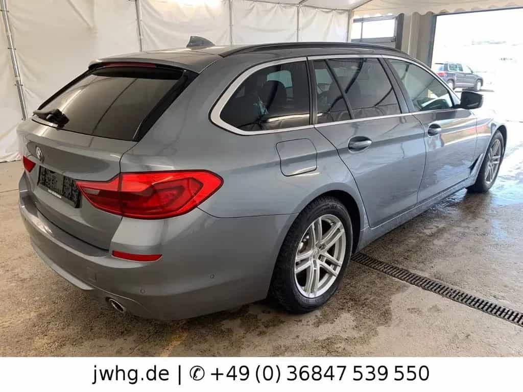 BMW 520 d T COCKP-PRO/DRIVING ASS+/KAMERA/H&K 10/2019-photo-3