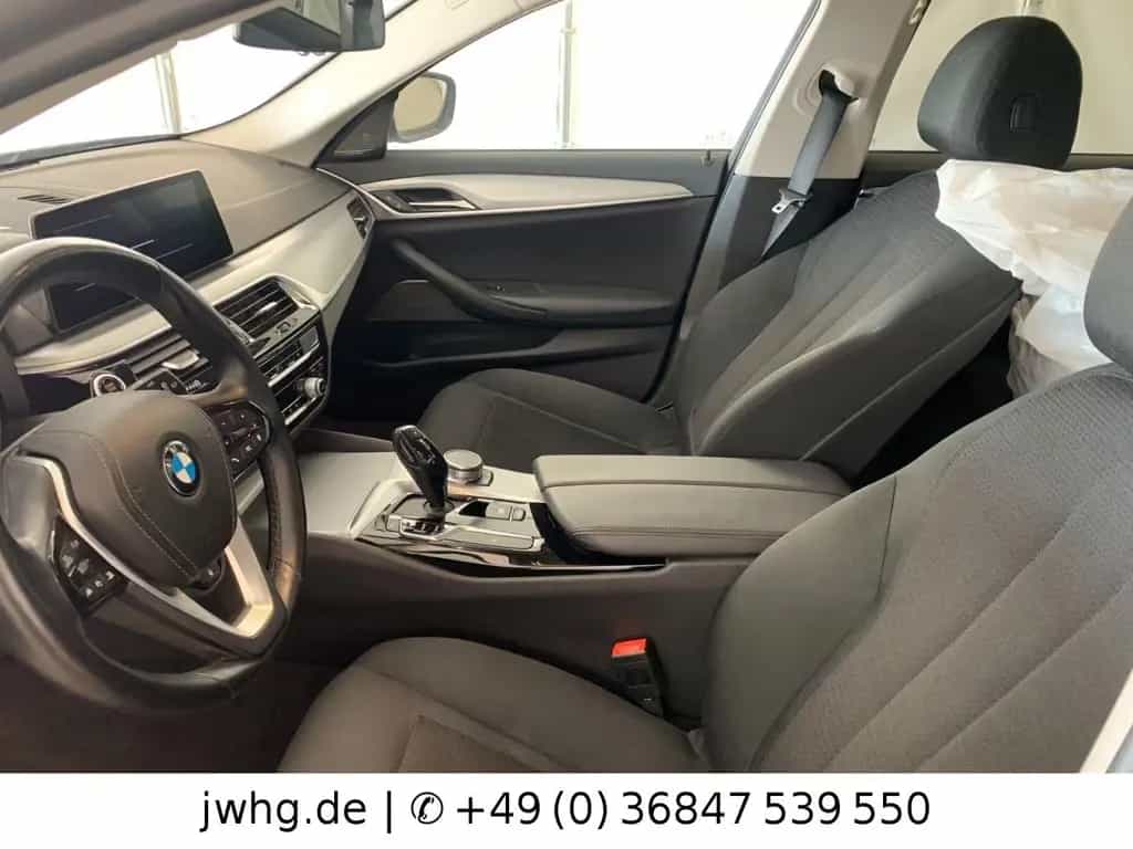 BMW 520 d T COCKP-PRO/DRIVING ASS+/KAMERA/H&K 10/2019-photo-7