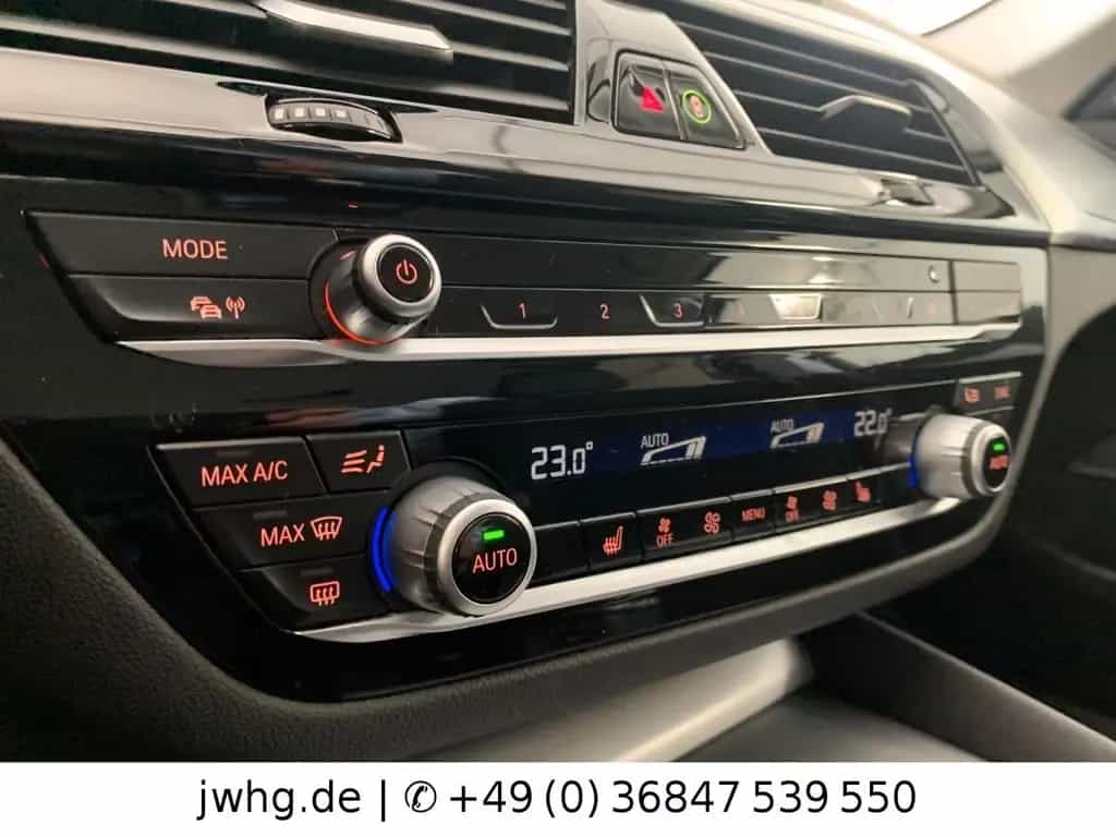 BMW 520 d T COCKP-PRO/DRIVING ASS+/KAMERA/H&K 10/2019-photo-9