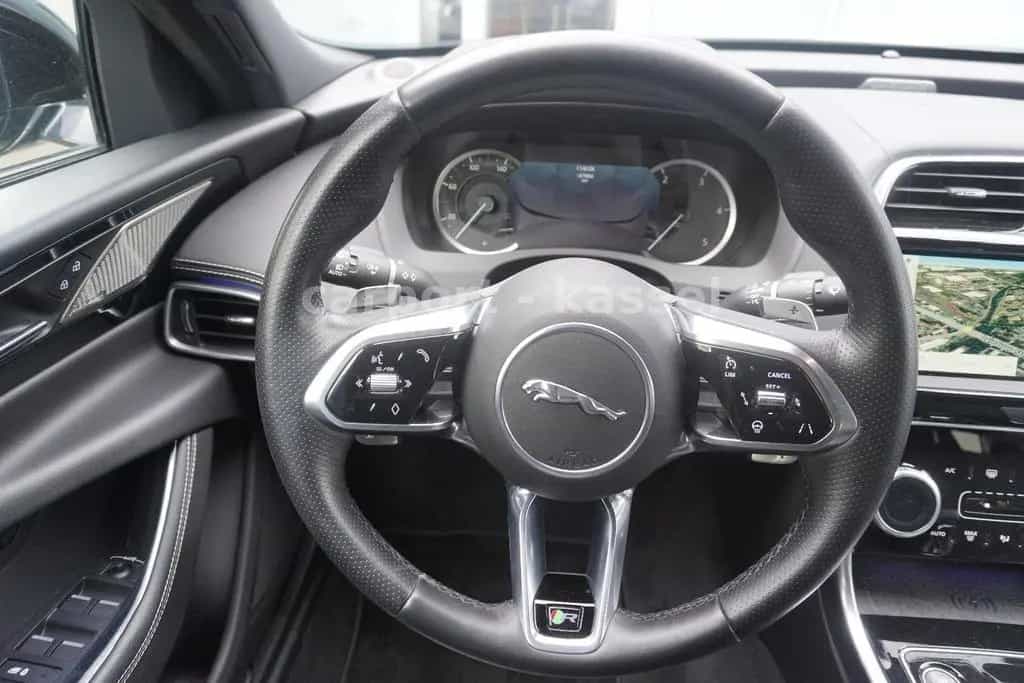 Jaguar XE R-Dynamic Black Meridian/Standhzg/LED 02/2023-photo-16