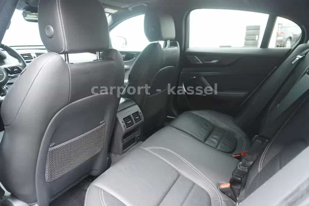 Jaguar XE R-Dynamic Black Meridian/Standhzg/LED 02/2023-photo-23