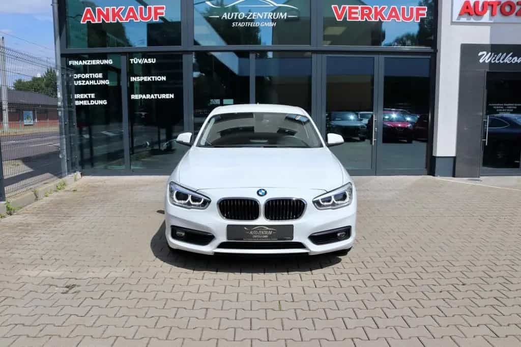 BMW 118 i Lim. 5-trg. Advantage SHZ PDC Klima LED 01/2018-photo-1