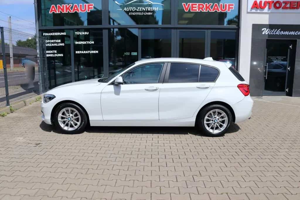 BMW 118 i Lim. 5-trg. Advantage SHZ PDC Klima LED 01/2018-photo-3