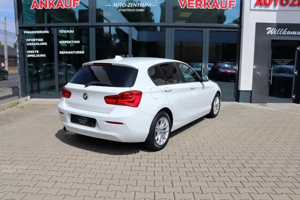 BMW 118 i Lim. 5-trg. Advantage SHZ PDC Klima LED 01/2018-photo-7