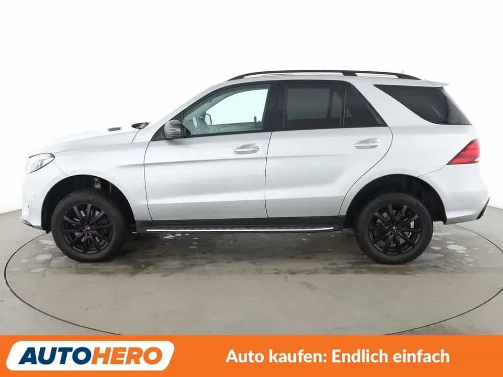 Mercedes-Benz GLE 350 GLE-Klasse GLE 350 d 4Matic AMG Line Aut.*NAVI* 03/2017-photo-2