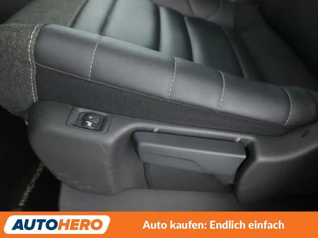 Citroën C3 Aircross 1.2 PureTech Shine Pack *NAVI*CAM* 03/2023-photo-30