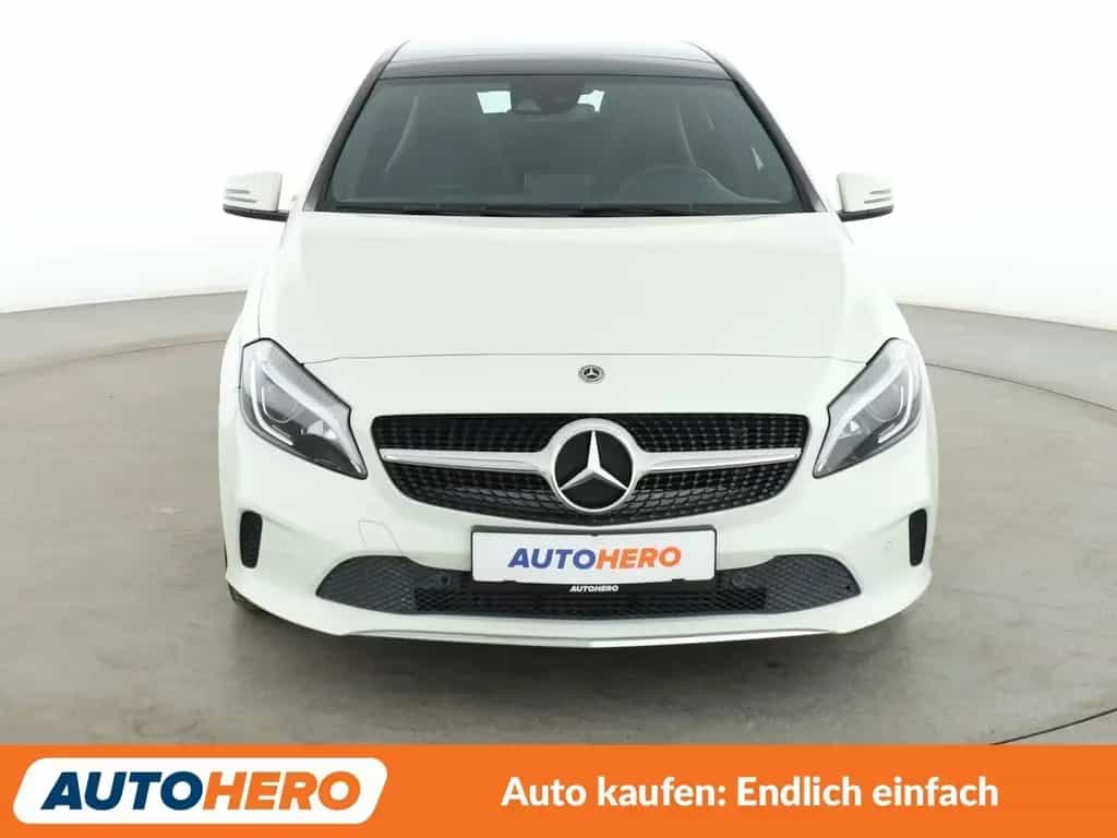 Mercedes-Benz A 180 BlueEfficiency Style*NAVI*LED*PDC 09/2017-photo-8