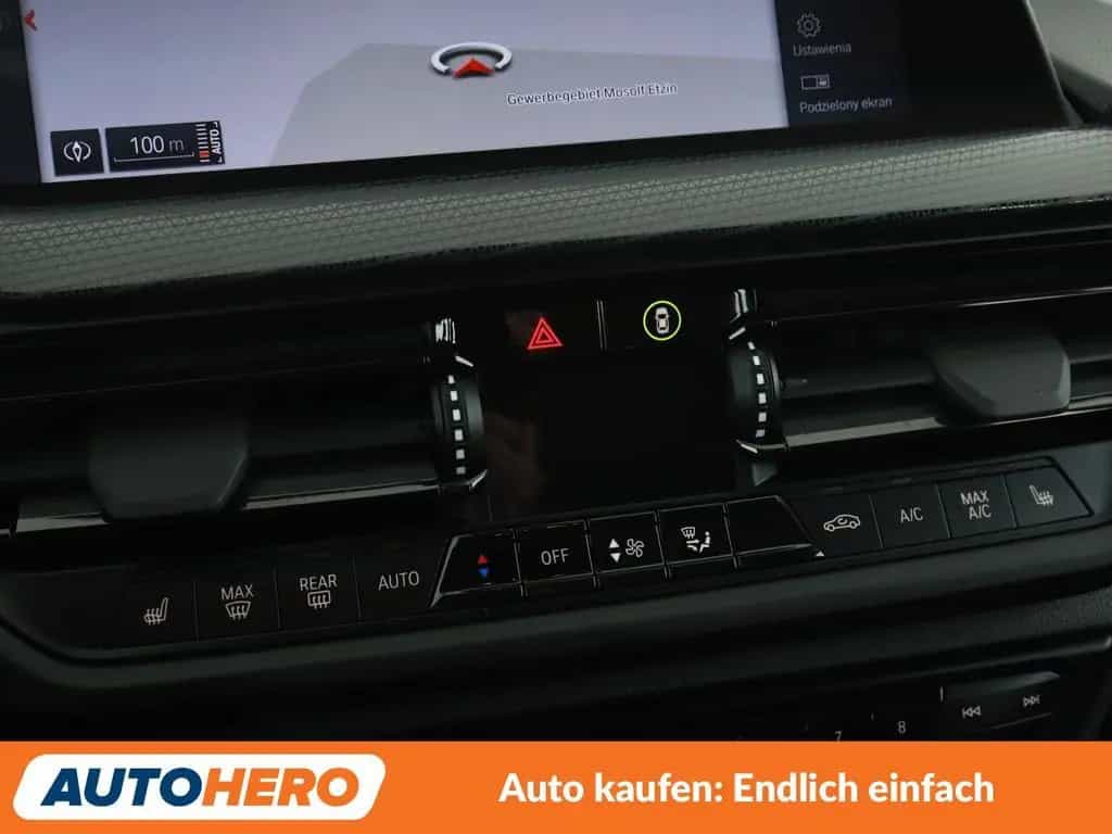 BMW 118 i Sport Line Aut.*NAVI*LED*CAM*SHZ*LHZ*TEMPO* 09/2022-photo-22