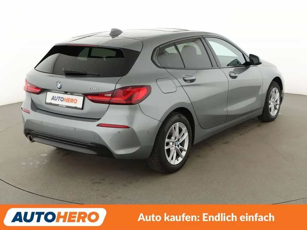 BMW 118 i Sport Line Aut.*NAVI*LED*CAM*SHZ*LHZ*TEMPO* 09/2022-photo-5