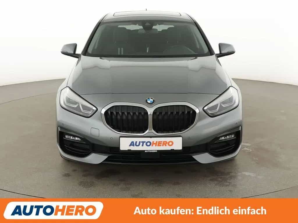 BMW 118 i Sport Line Aut.*NAVI*LED*CAM*SHZ*LHZ*TEMPO* 09/2022-photo-8