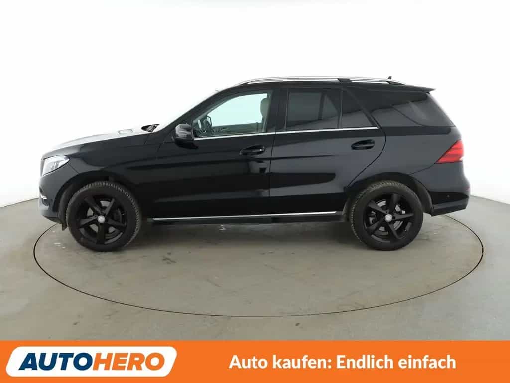 Mercedes-Benz GLE 400 4Matic Aut.*NAVI*LED*ACC*CAM* 05/2016-photo-2