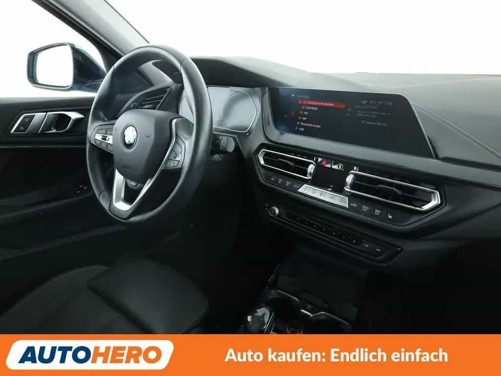 BMW 118 1er 118i Sport Line Aut.*NAVI*TEMPO*PDC*SHZ* 01/2020-photo-12