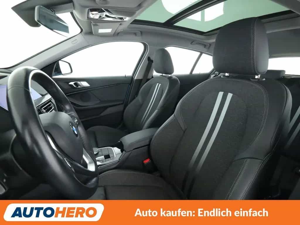 BMW 118 1er 118i Sport Line Aut.*NAVI*TEMPO*PDC*SHZ* 01/2020-photo-9