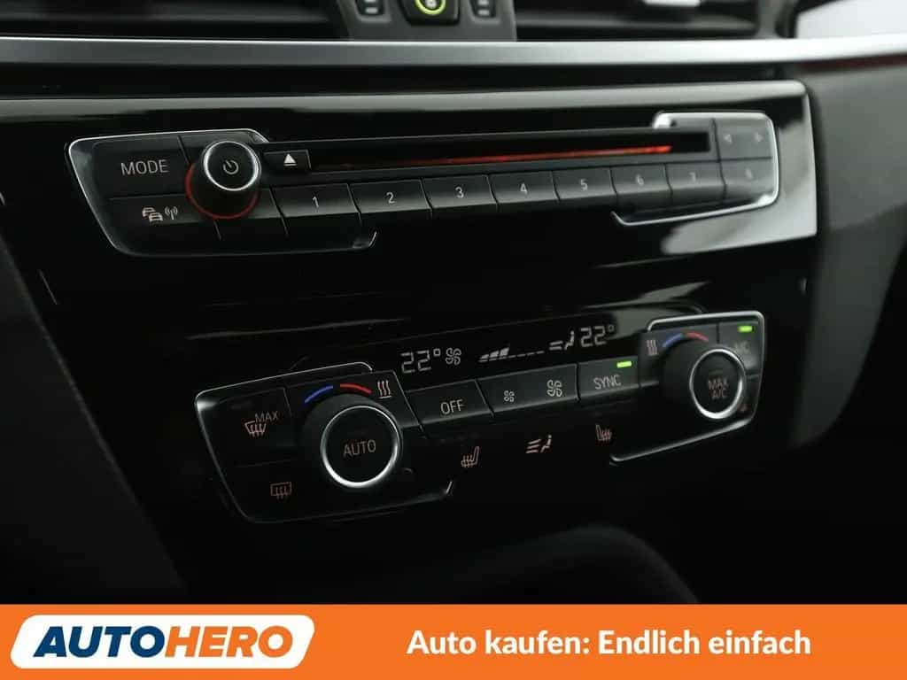 BMW X1 xDrive 20i Sport Line Aut.*NAV*TEMP*PDC*SHZ* 06/2018-photo-21