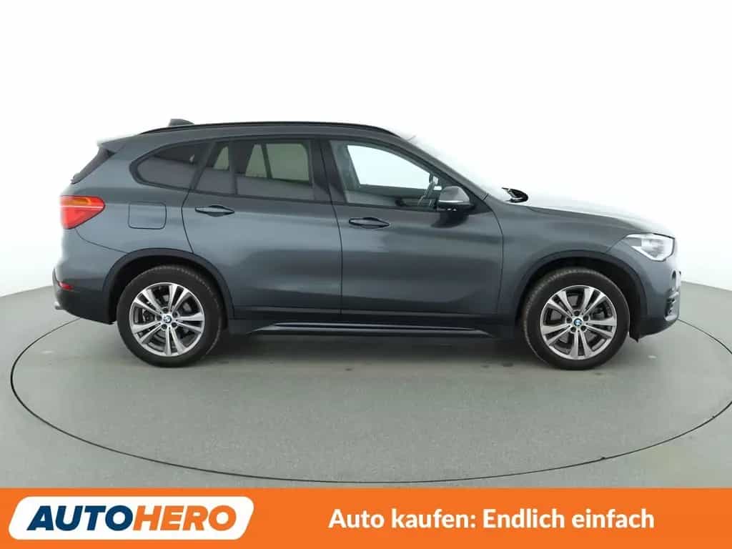 BMW X1 xDrive 20i Sport Line Aut.*NAV*TEMP*PDC*SHZ* 06/2018-photo-6