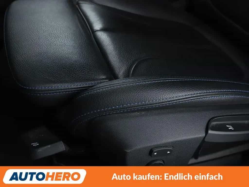 BMW 120 1er 120i M Sport Aut.*NAV*HUD*LED*ACC*CAM*PDC* 06/2021-photo-27