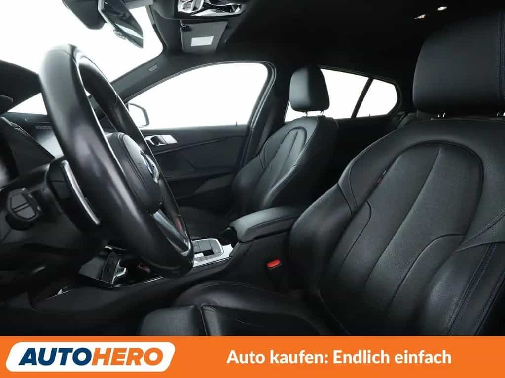 BMW 120 1er 120i M Sport Aut.*NAV*HUD*LED*ACC*CAM*PDC* 06/2021-photo-9