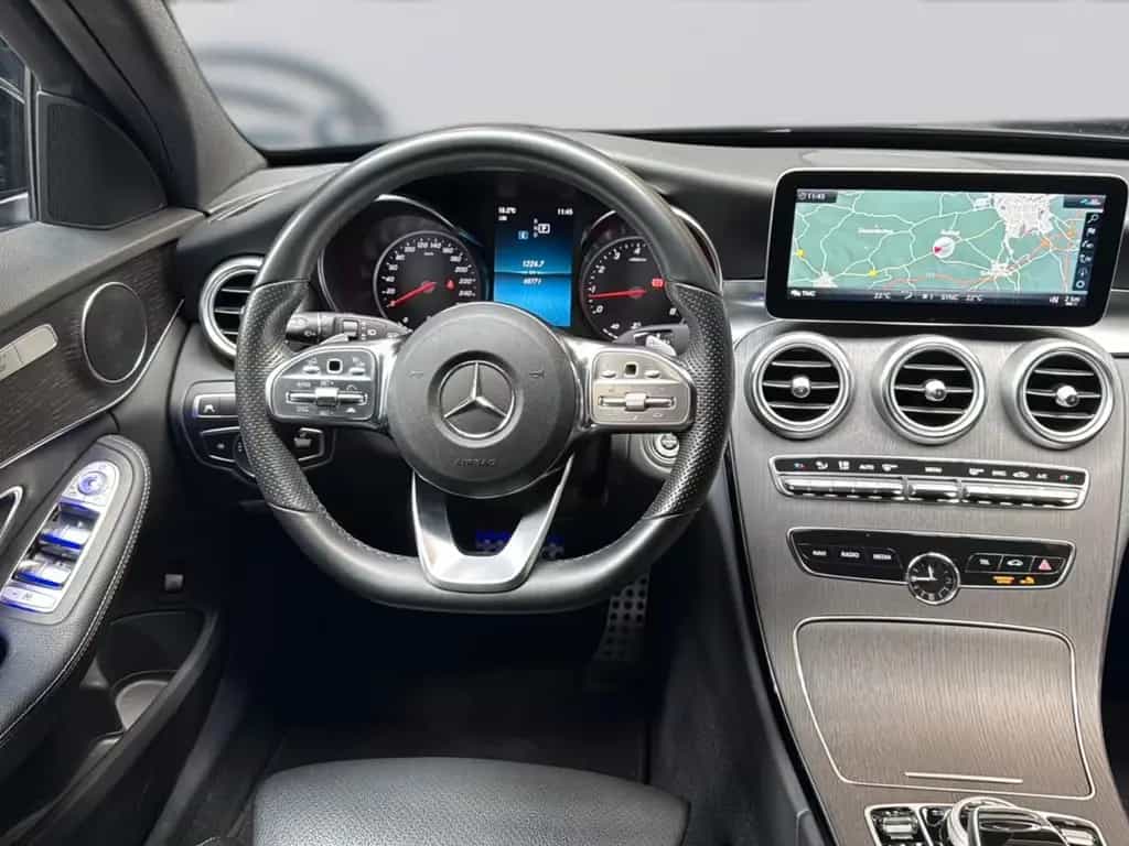 Mercedes-Benz C 300 T-Modell 08/2018-photo-11