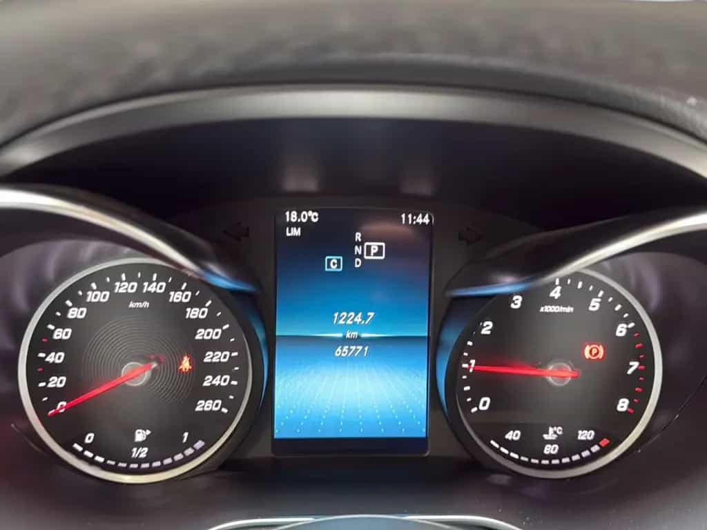 Mercedes-Benz C 300 T-Modell 08/2018-photo-15