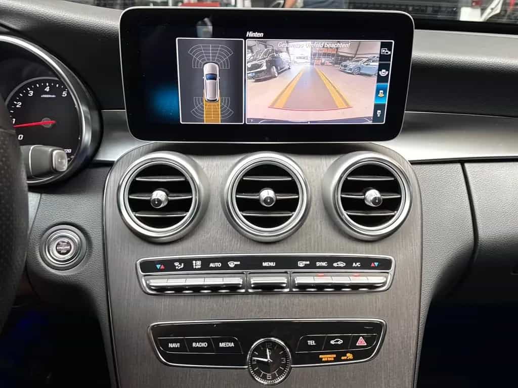 Mercedes-Benz C 300 T-Modell 08/2018-photo-17