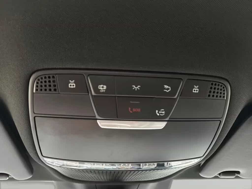 Mercedes-Benz C 300 T-Modell 08/2018-photo-21