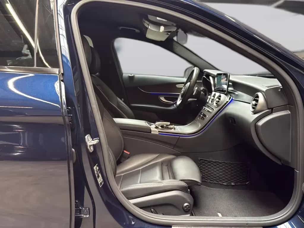 Mercedes-Benz C 300 T-Modell 08/2018-photo-7