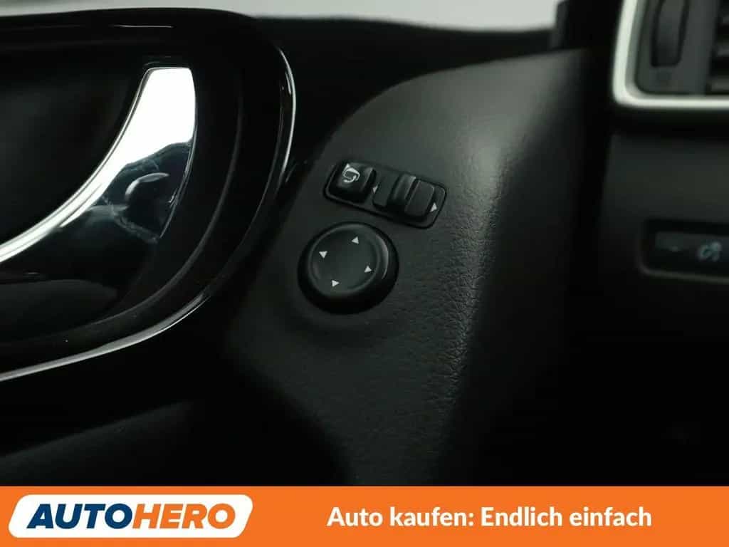 Nissan Qashqai 1.2 Acenta *TEMP*PDC*SHZ*ALU*KLIMA* 05/2017-photo-28
