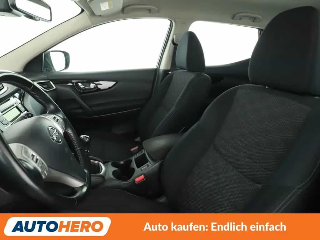 Nissan Qashqai 1.2 Acenta *TEMP*PDC*SHZ*ALU*KLIMA* 05/2017-photo-9