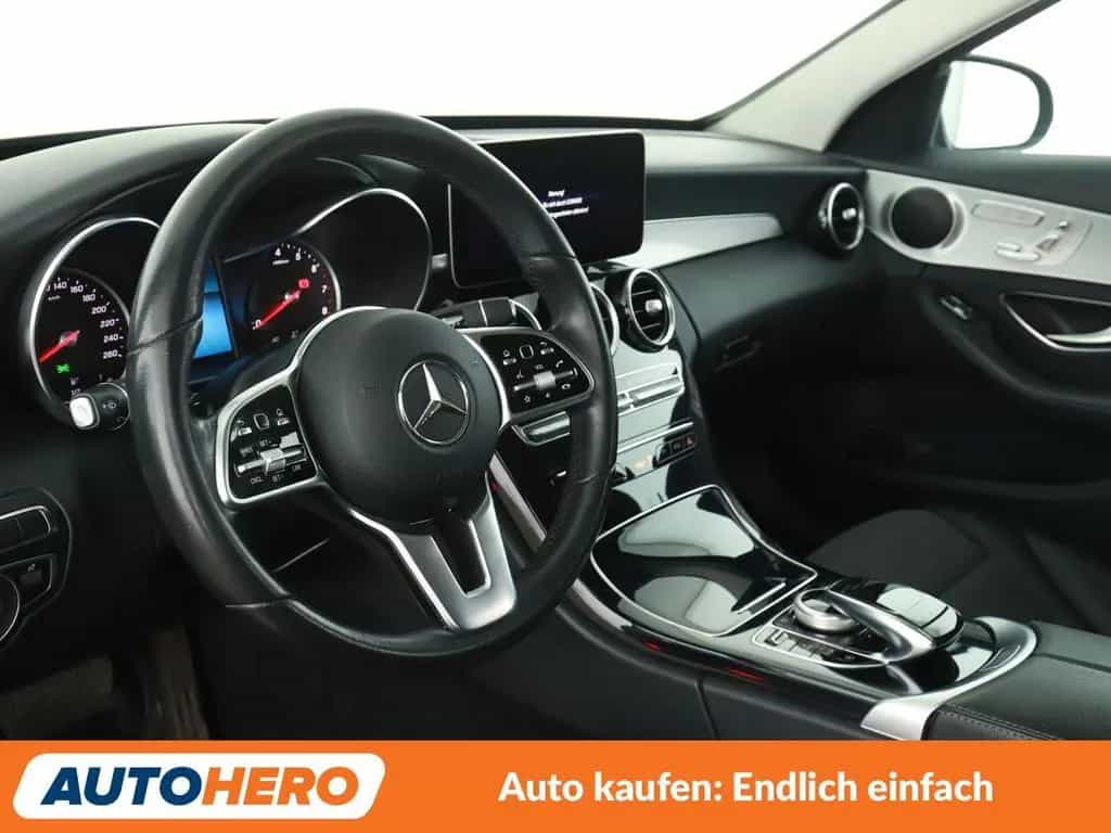 Mercedes-Benz C 400 T 4Matic Avantgarde Aut.*NAVI*LED*TEMPO* 07/2018-photo-10