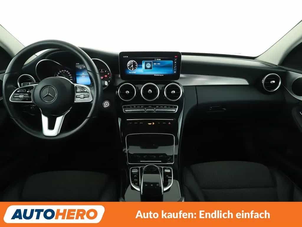Mercedes-Benz C 400 T 4Matic Avantgarde Aut.*NAVI*LED*TEMPO* 07/2018-photo-11