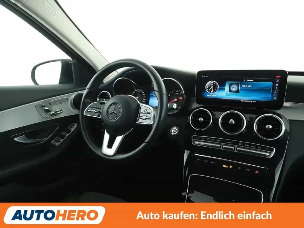 Mercedes-Benz C 400 T 4Matic Avantgarde Aut.*NAVI*LED*TEMPO* 07/2018-photo-12