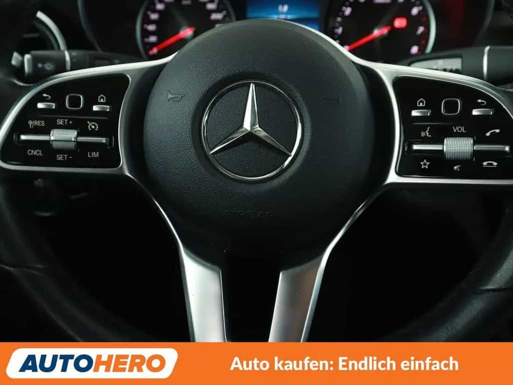 Mercedes-Benz C 400 T 4Matic Avantgarde Aut.*NAVI*LED*TEMPO* 07/2018-photo-18