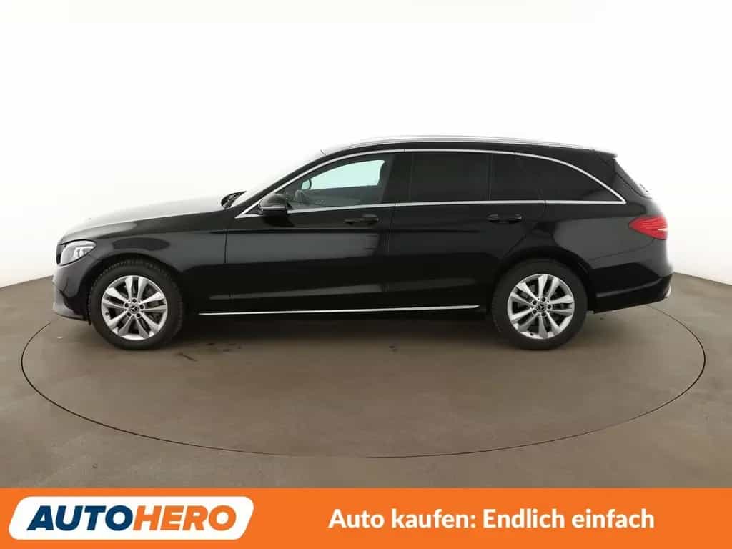 Mercedes-Benz C 400 T 4Matic Avantgarde Aut.*NAVI*LED*TEMPO* 07/2018-photo-2