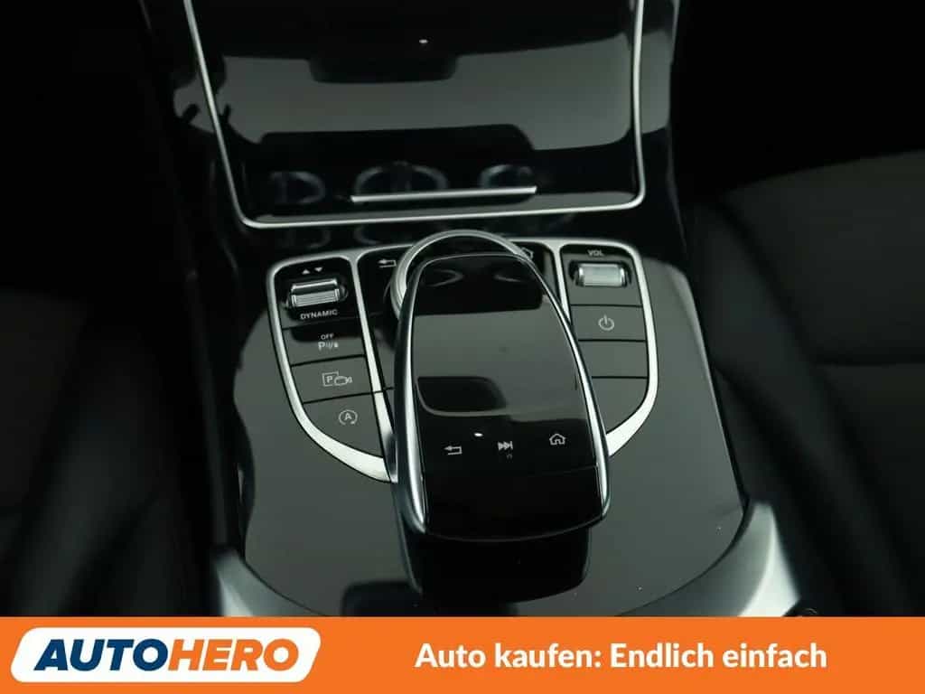 Mercedes-Benz C 400 T 4Matic Avantgarde Aut.*NAVI*LED*TEMPO* 07/2018-photo-23