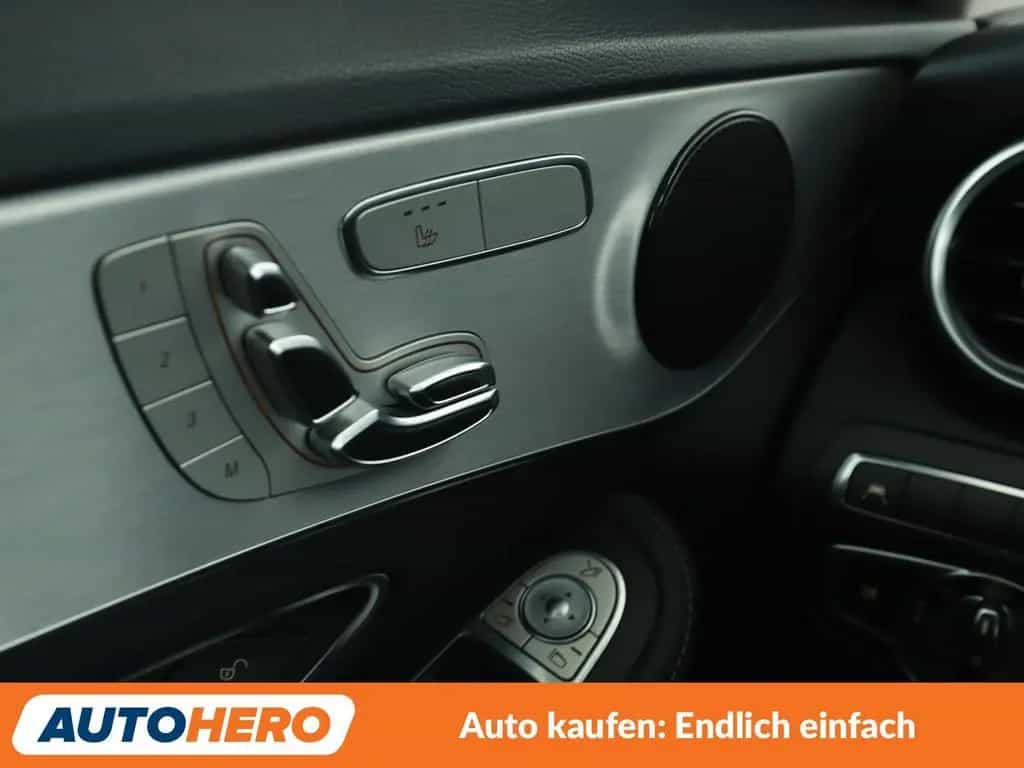 Mercedes-Benz C 400 T 4Matic Avantgarde Aut.*NAVI*LED*TEMPO* 07/2018-photo-26