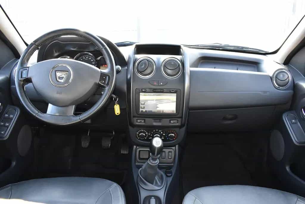 Dacia Duster 1.2 TCe 125 4x2 Prestige 08/2014-photo-10
