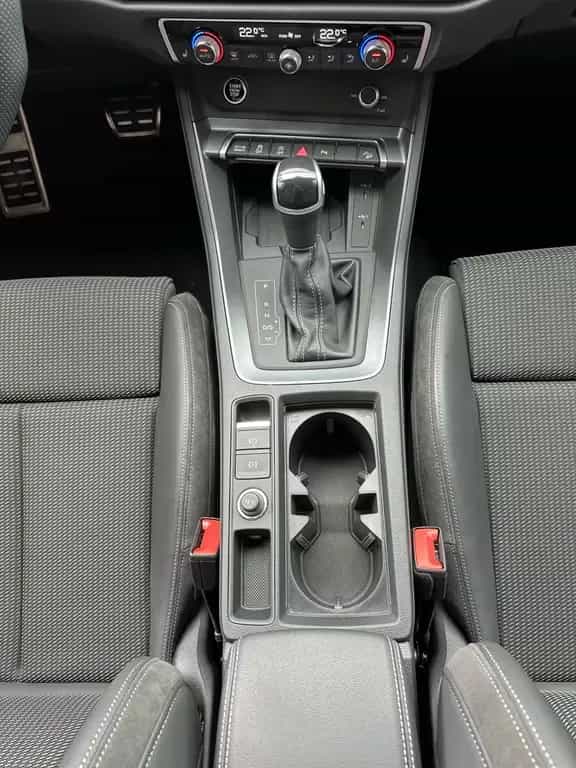 Audi Q3 40 TDI Quattro S-Line NAV+LED+ACC+B&O+VCOCK 03/2021-photo-12