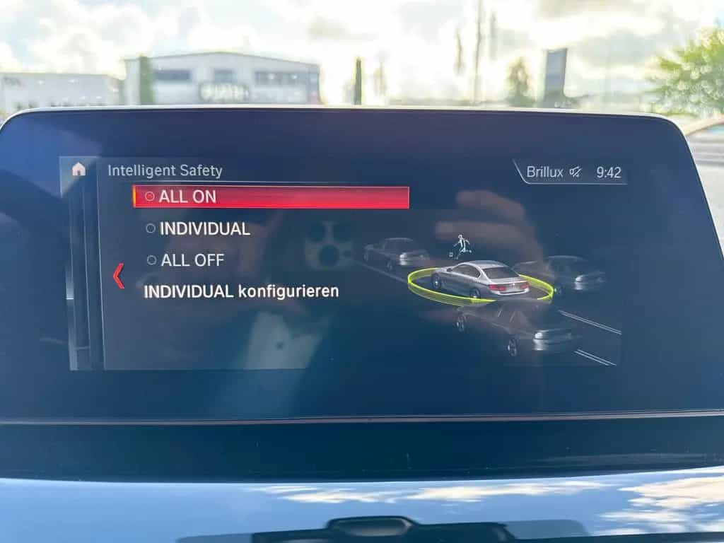 BMW 520 5 Limousine 520 i Sport Line 08/2019-photo-30