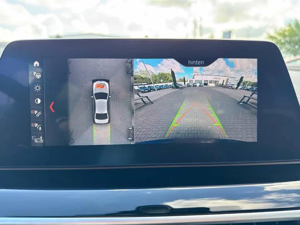 BMW 520 5 Limousine 520 i Sport Line 08/2019-photo-33