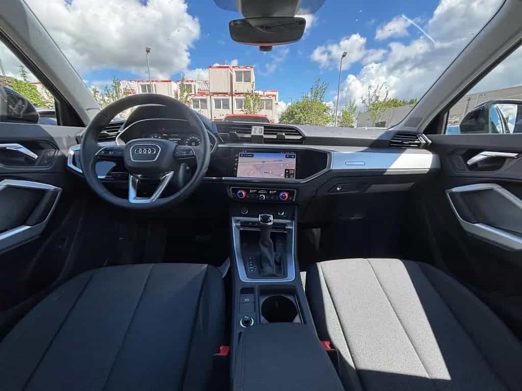 Audi Q3 35 TFSI advanced*0,99%-Finanz*NAVI-PLUS*AHK*S 08/2025-photo-6