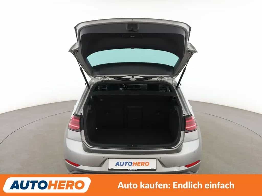Volkswagen Golf VII 2.0 TSI GTI BlueMotion Tech*LED*PDC*SHZ 06/2017-photo-16