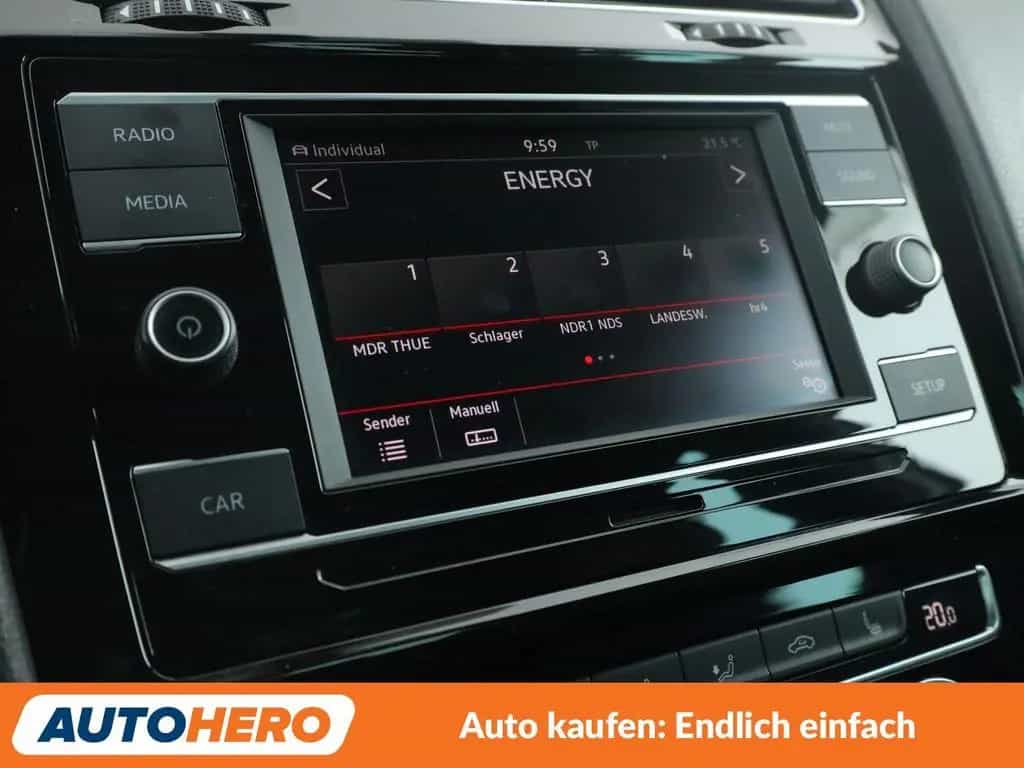 Volkswagen Golf VII 2.0 TSI GTI BlueMotion Tech*LED*PDC*SHZ 06/2017-photo-20