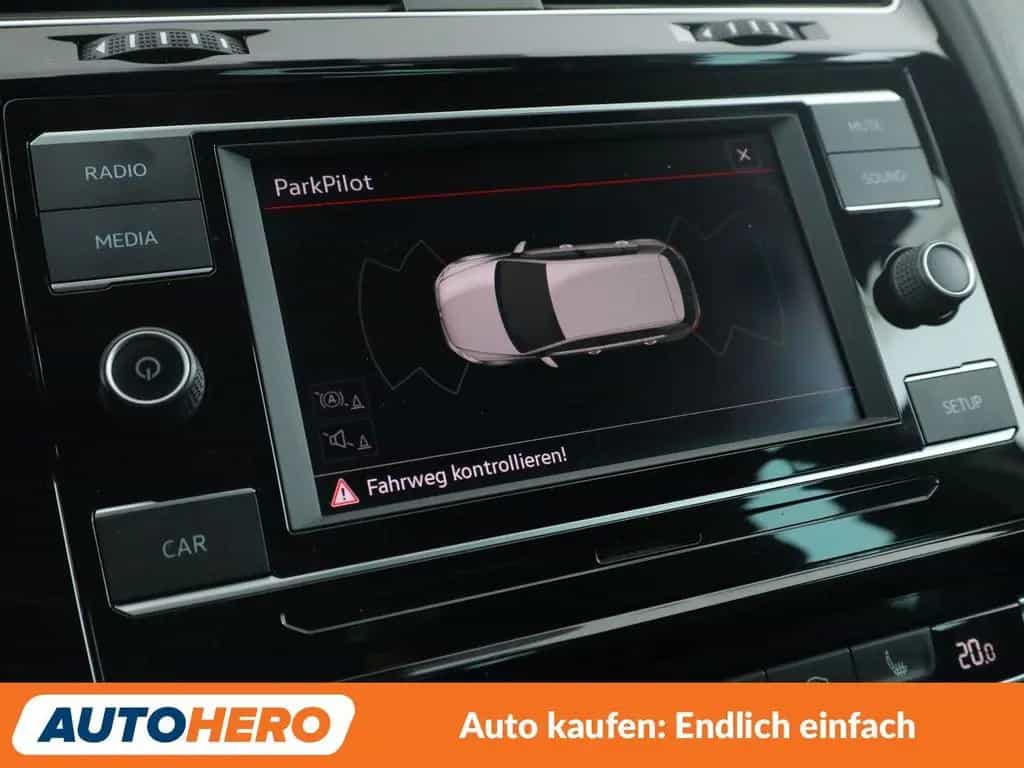 Volkswagen Golf VII 2.0 TSI GTI BlueMotion Tech*LED*PDC*SHZ 06/2017-photo-22
